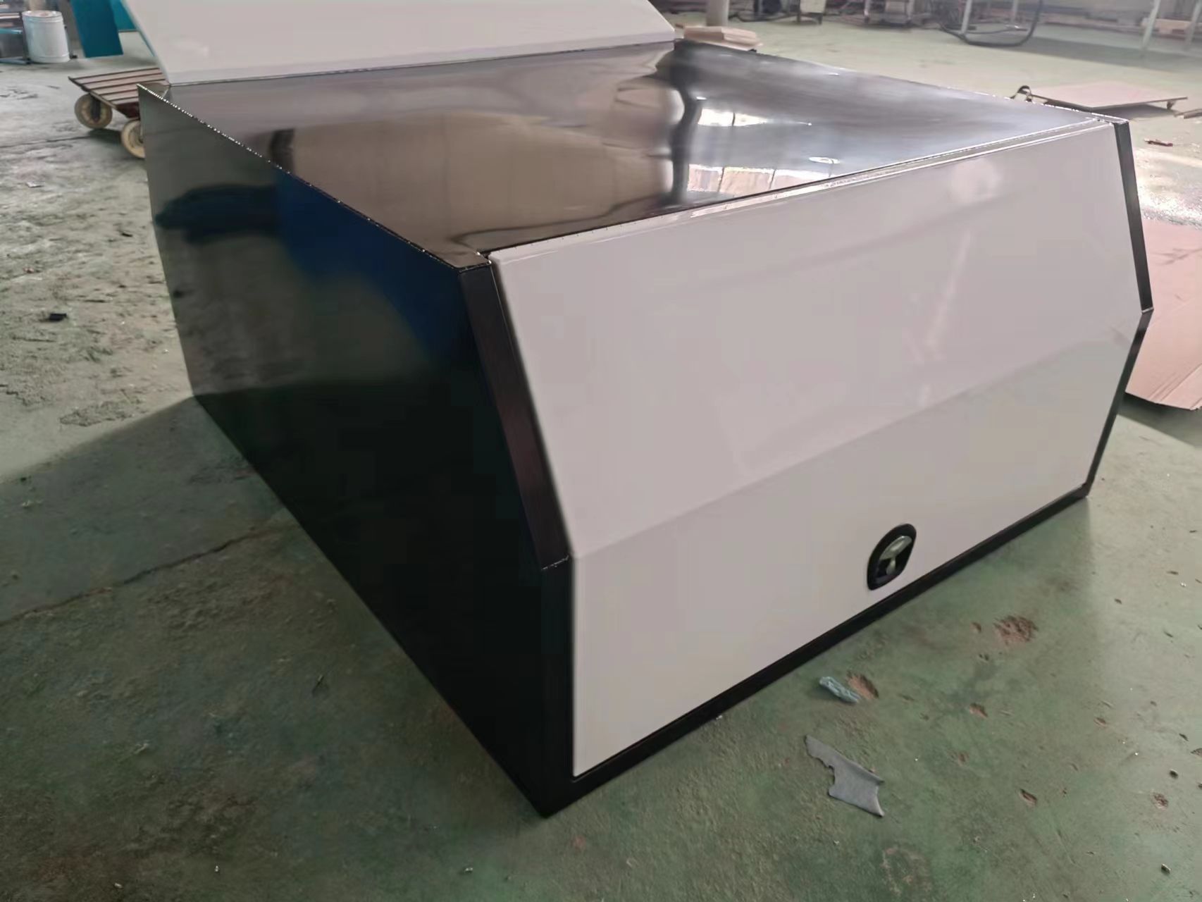 Алюминиевый навес Ute