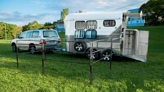 Поплавок с угловой нагрузкой для 2 лошадей