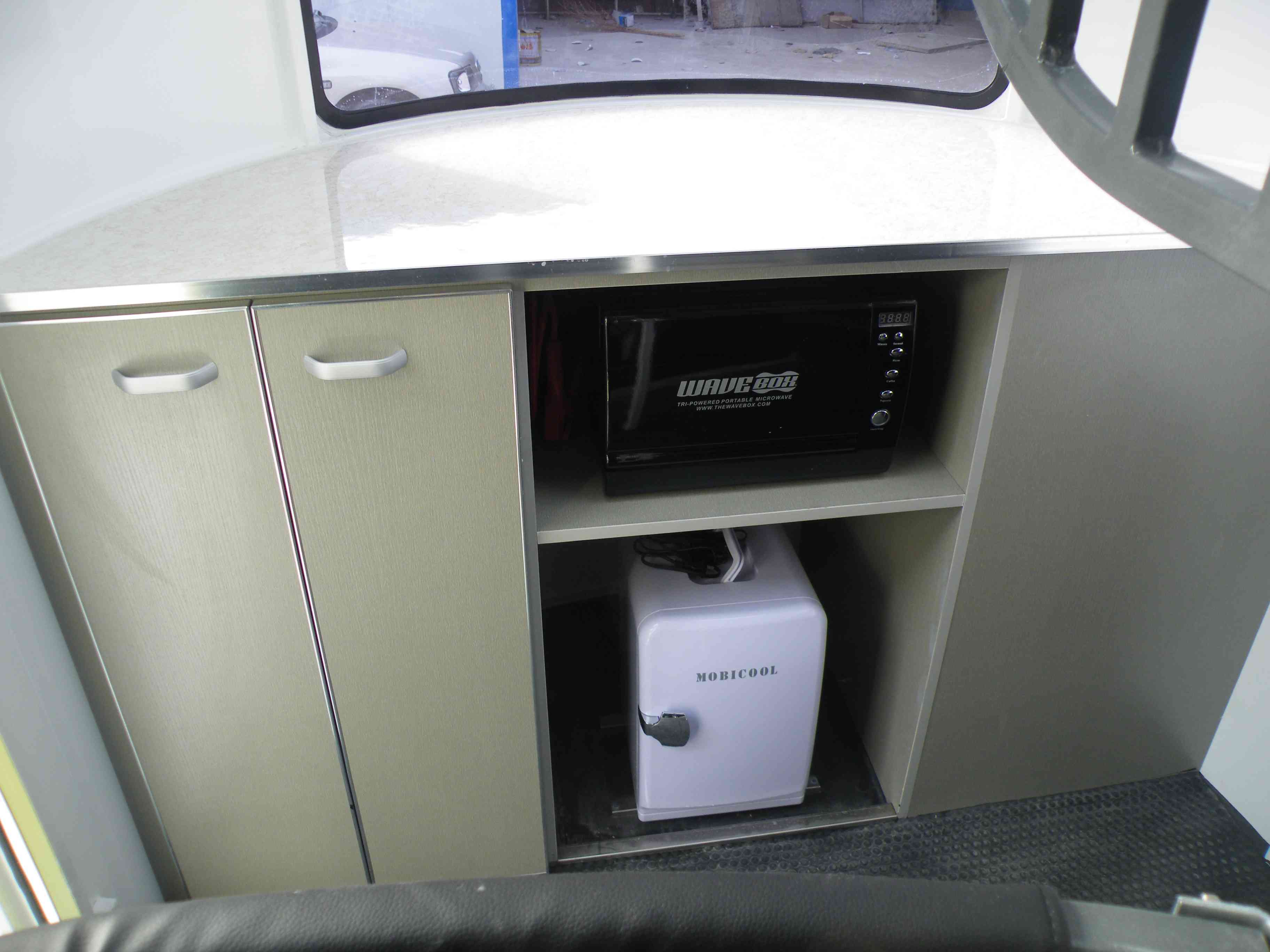 Поплавок для лошадей типа Deluxe для 2 лошадей