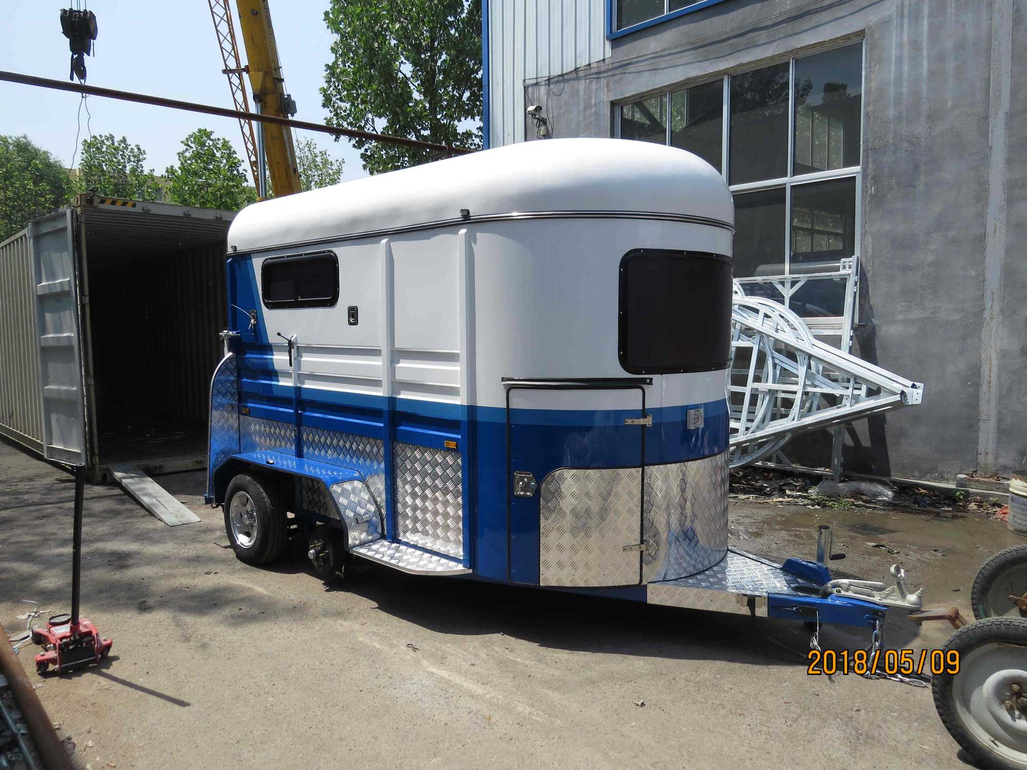 Поплавок стандартного типа для 2 лошадей