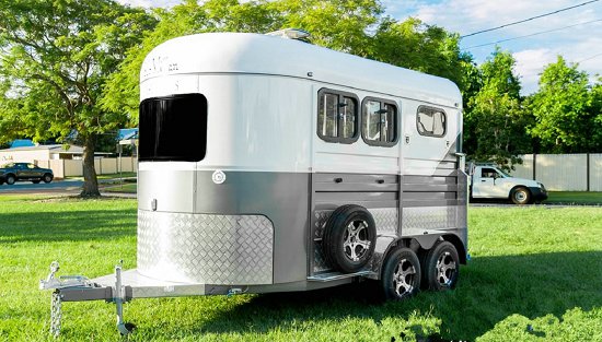 Поплавок с угловой нагрузкой для 2 лошадей