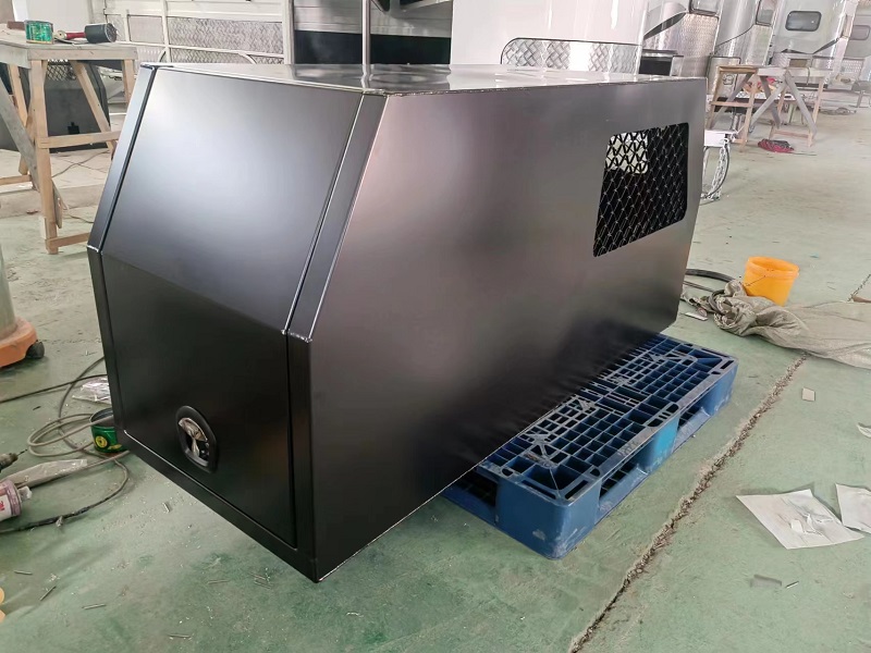 Алюминиевый навес Ute