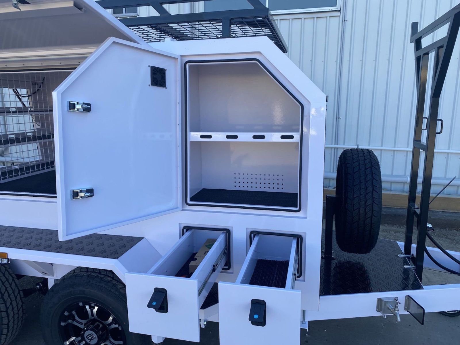 Трейлер торговца