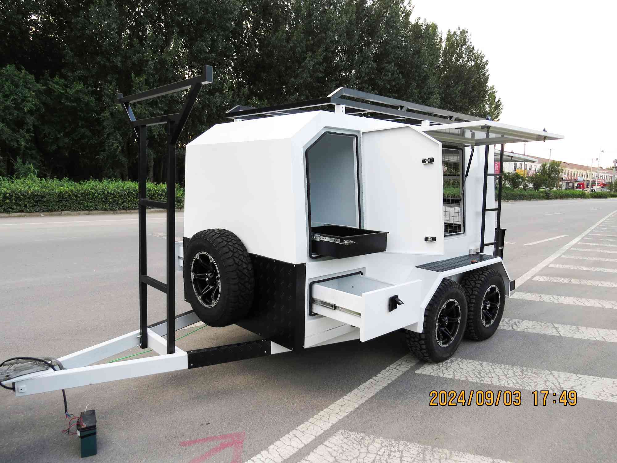 Тради Трейлер